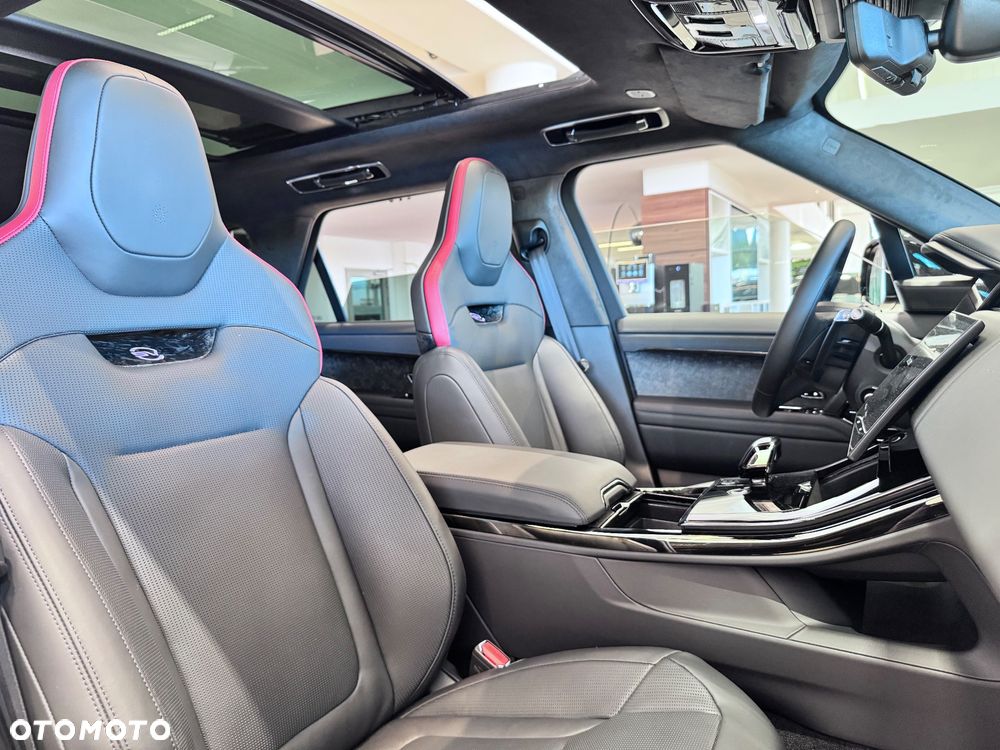 Land Rover Range Rover Sport - 17