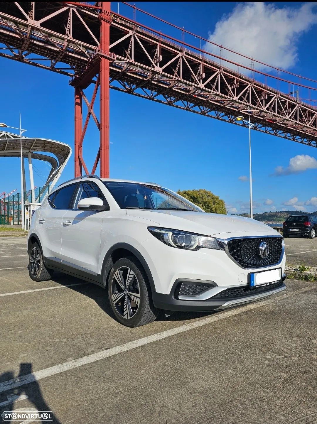 MG ZS EV 44.5 kWh Luxury - 1