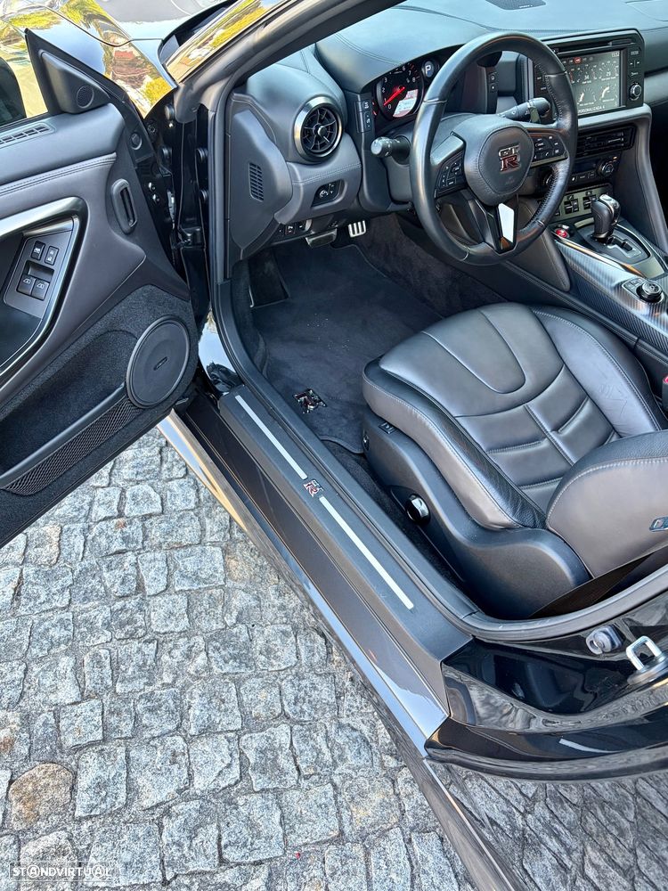 Nissan GT-R 3.8 V6 Black Edition - 13