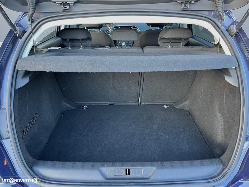 Peugeot 308 1.5 BlueHDi Style - 24