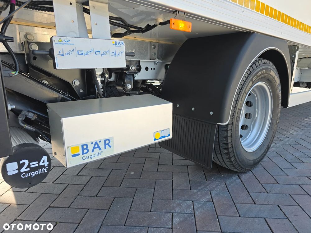Ford TRANSIT 350-170 IZOTERMA WINDA 750Kg 48 Tyś Km SERWIS ASO FORD DO OSTATNIEGO Km SALON PL STAN JAK NOWY TEMPOMAT KLIMA ELKTRYKA ASYSTEN KIEROWCY WZMOCNIONE TYLNE ZAWIESZENIE RESOR + PODUSZKI PNEŁMATYCZNE - 30