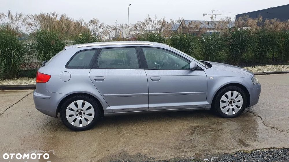 Audi A3 Sportback 2007 photo 2