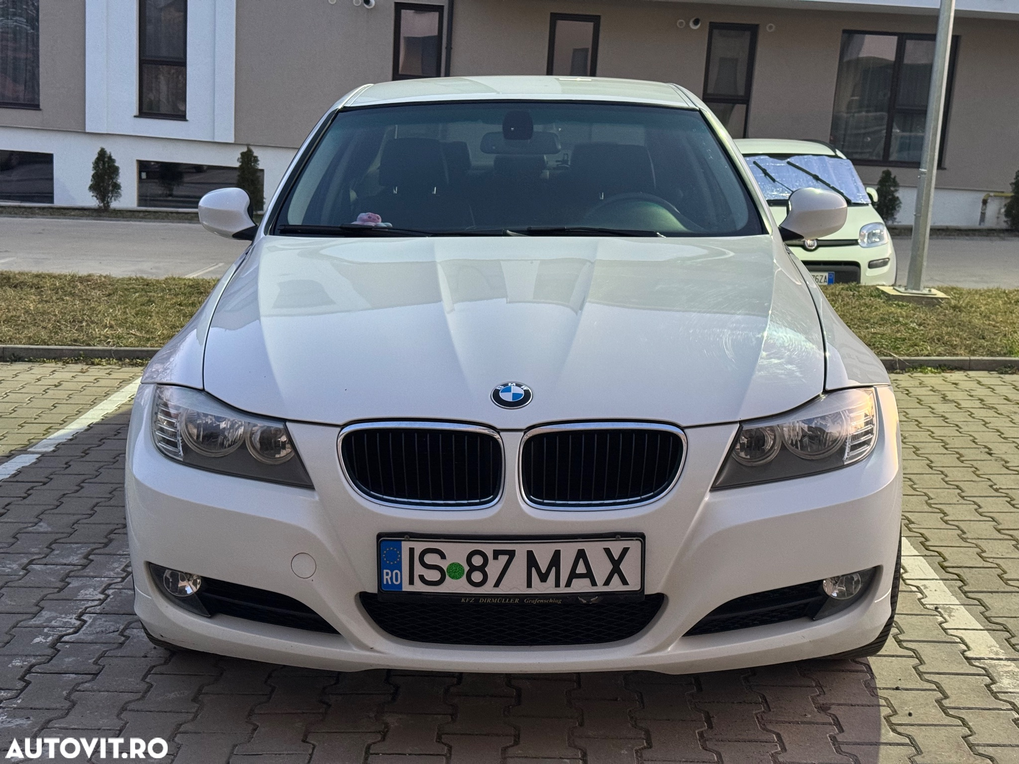 BMW Seria 3 320d - 9