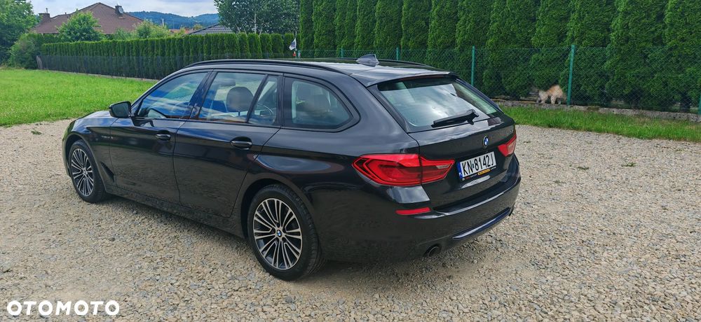 BMW Seria 5 520d Sport Line - 37