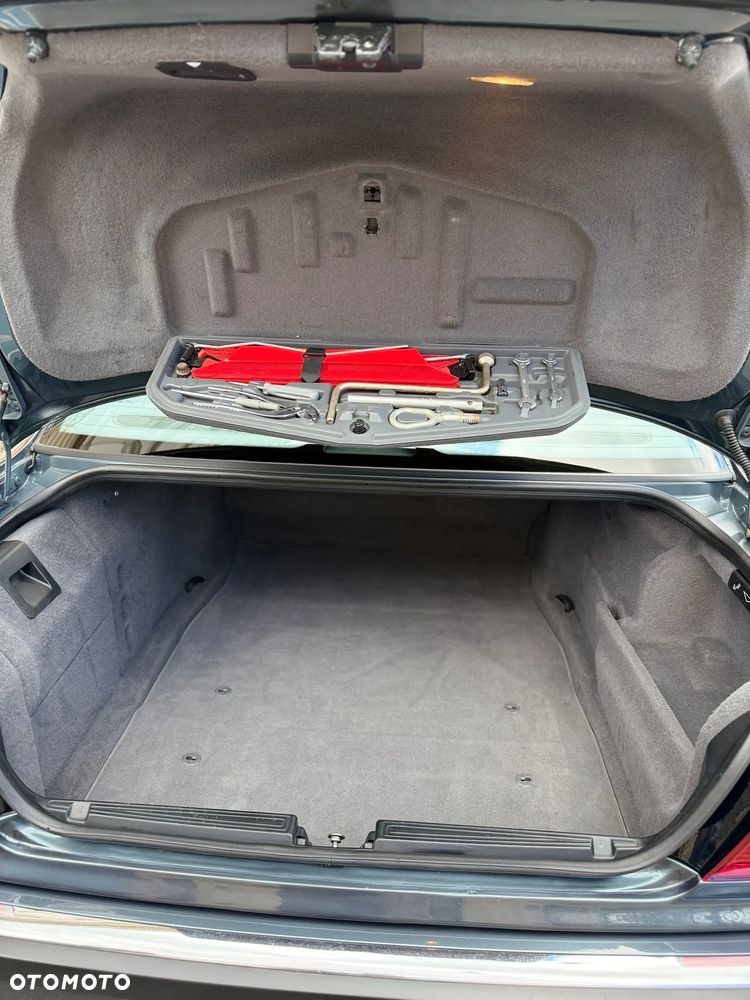 BMW Seria 7 740i - 11