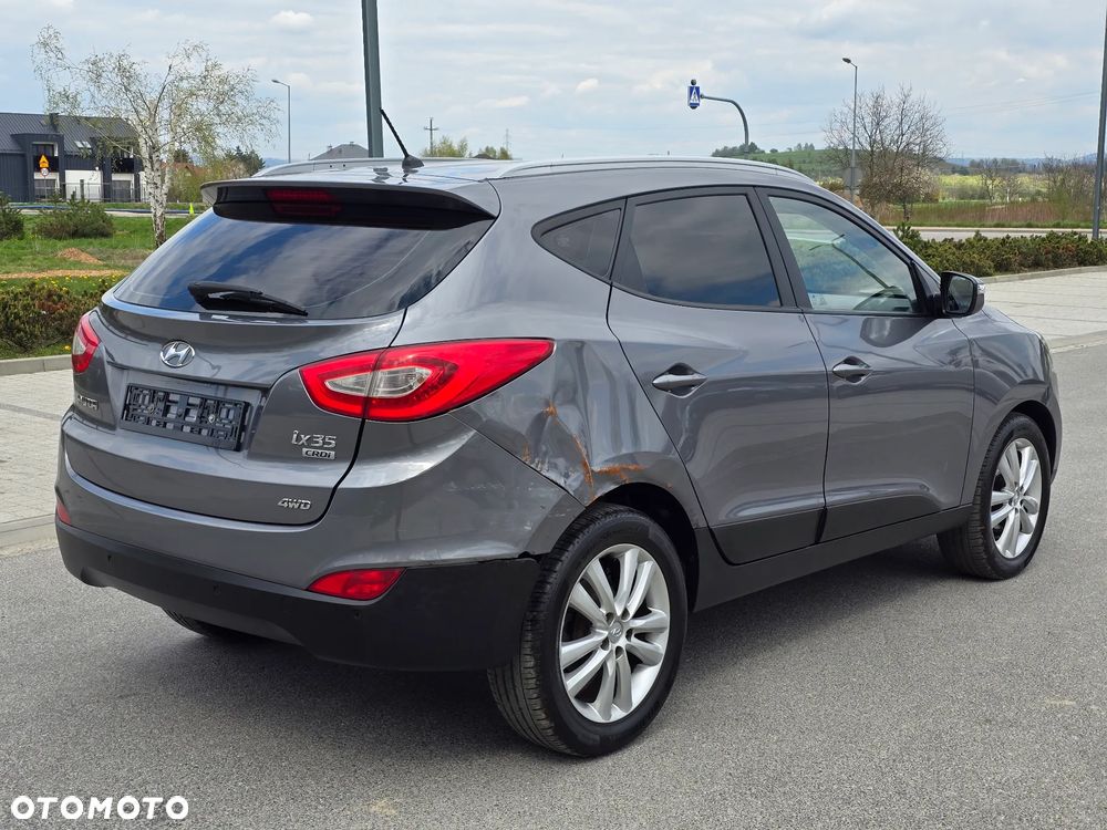 Hyundai ix35 2.0 CRDi 4WD Automatik Trend - 4