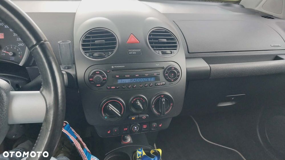 Volkswagen New Beetle 2.0 United - 8