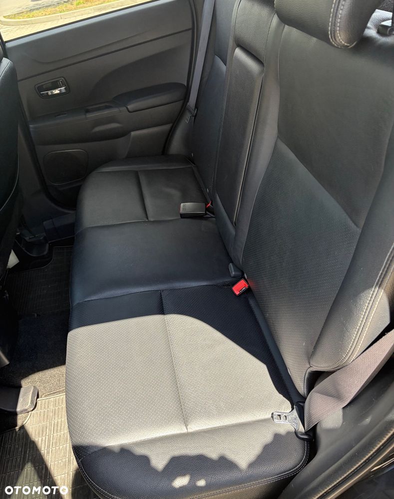 Mitsubishi ASX 1.8 DID Instyle NAVI 4WD AS&G - 11