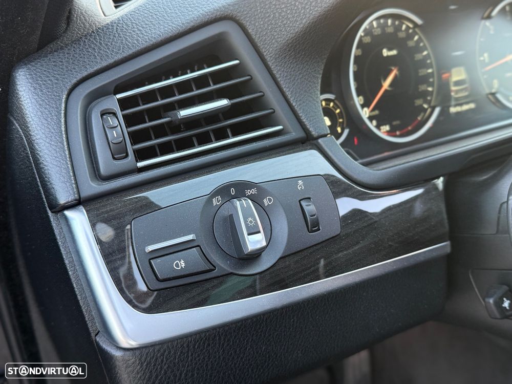 BMW M550d xDrive Touring Sport-Aut. - 31