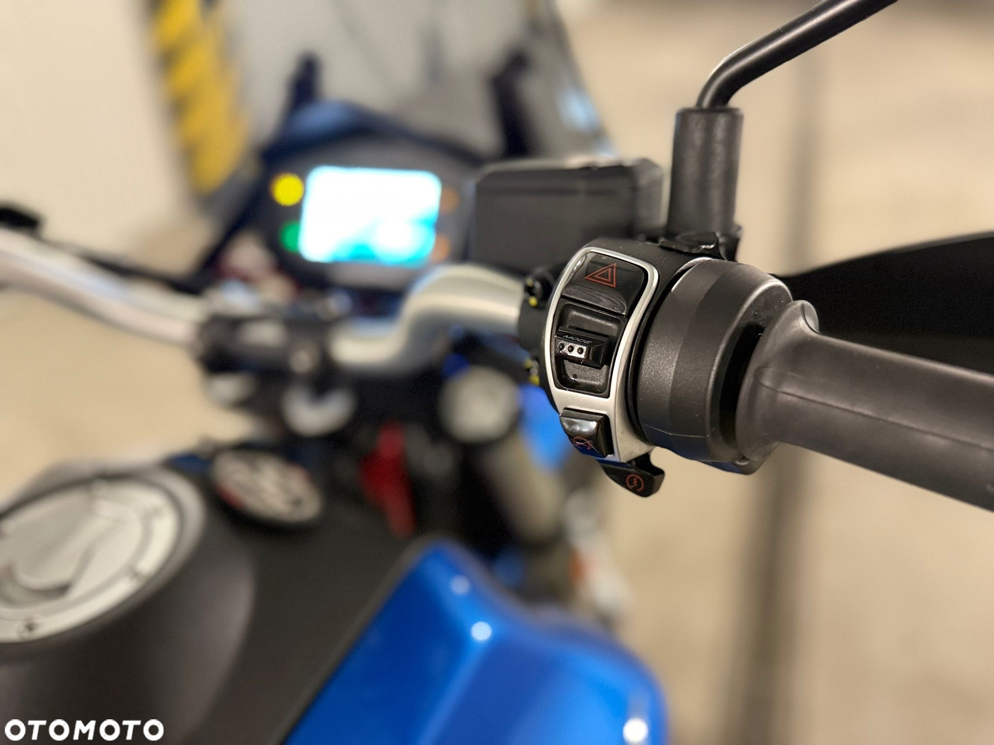 Moto Guzzi V85 - 9