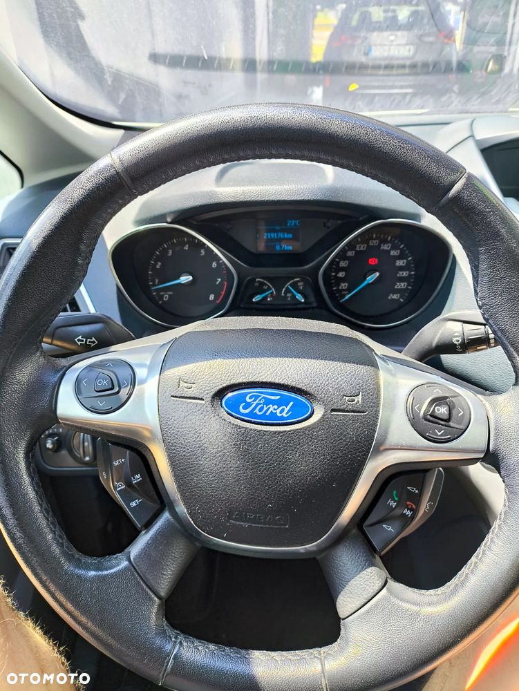 Ford Grand C-MAX - 10