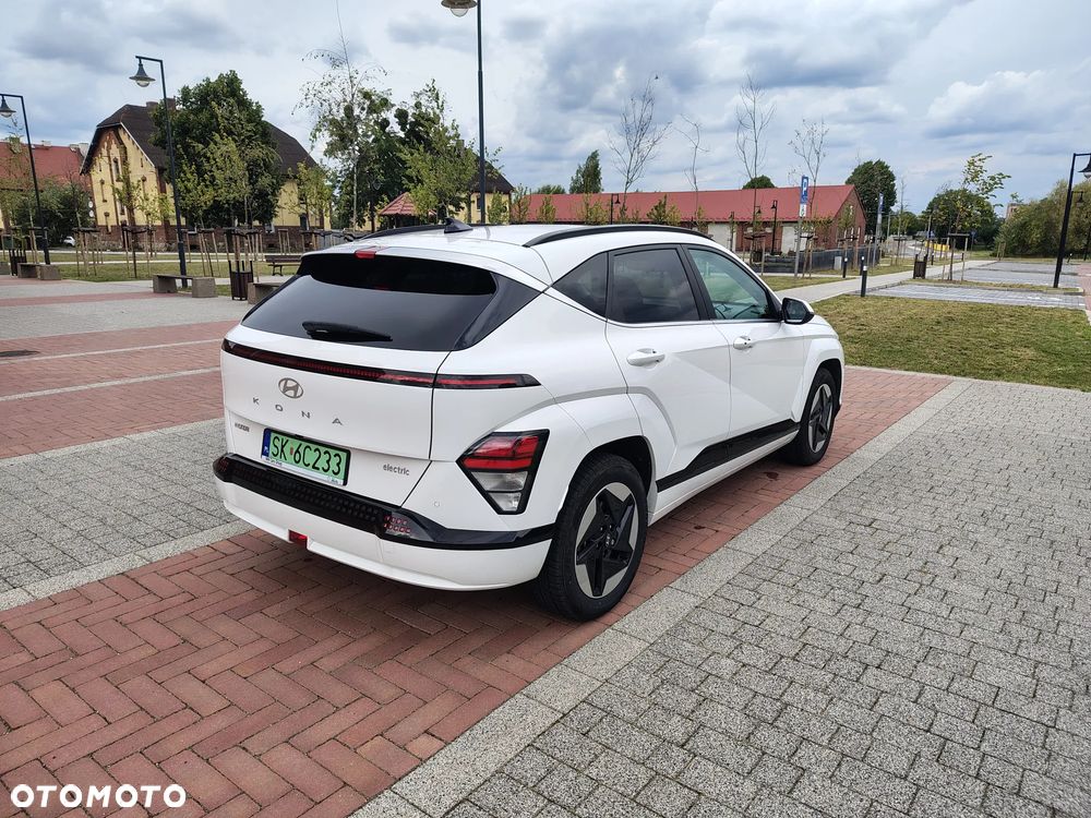 Hyundai Kona 65kWh Executive - 4