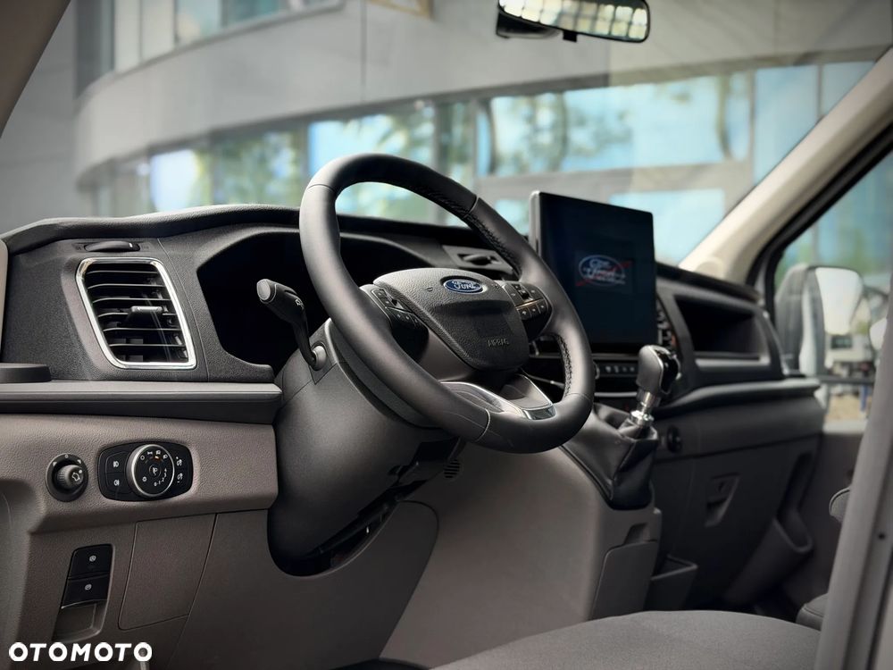 Ford Transit - 22