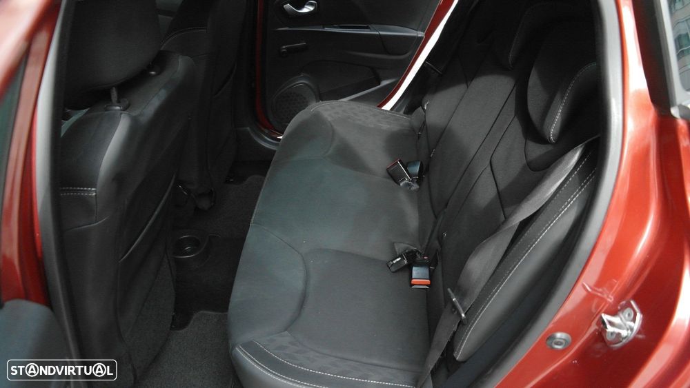 Renault Clio 0.9 TCe Limited - 17