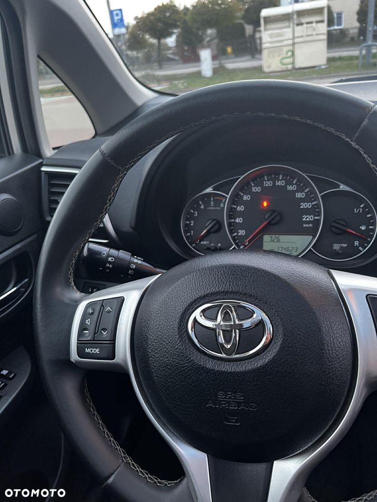 Toyota Verso S 1.4 D-4D - 7