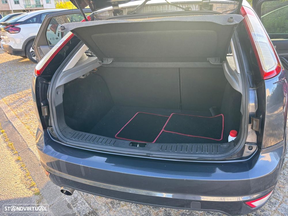 Ford Focus 1.6 TDCi Titanium - 8