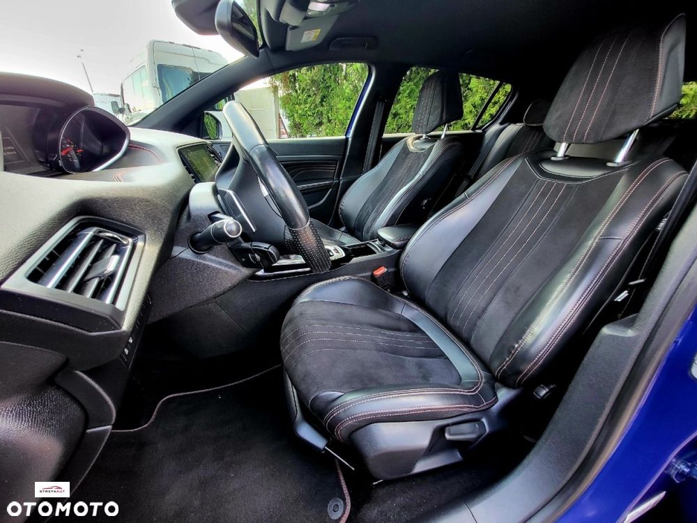 Peugeot 308 - 5