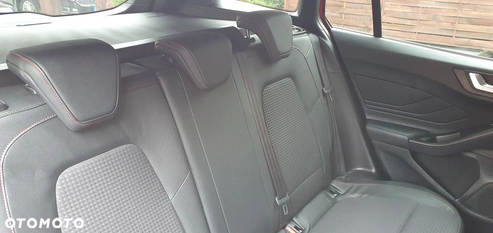 Ford Focus 1.5 EcoBoost ST-Line Red ASS - 35