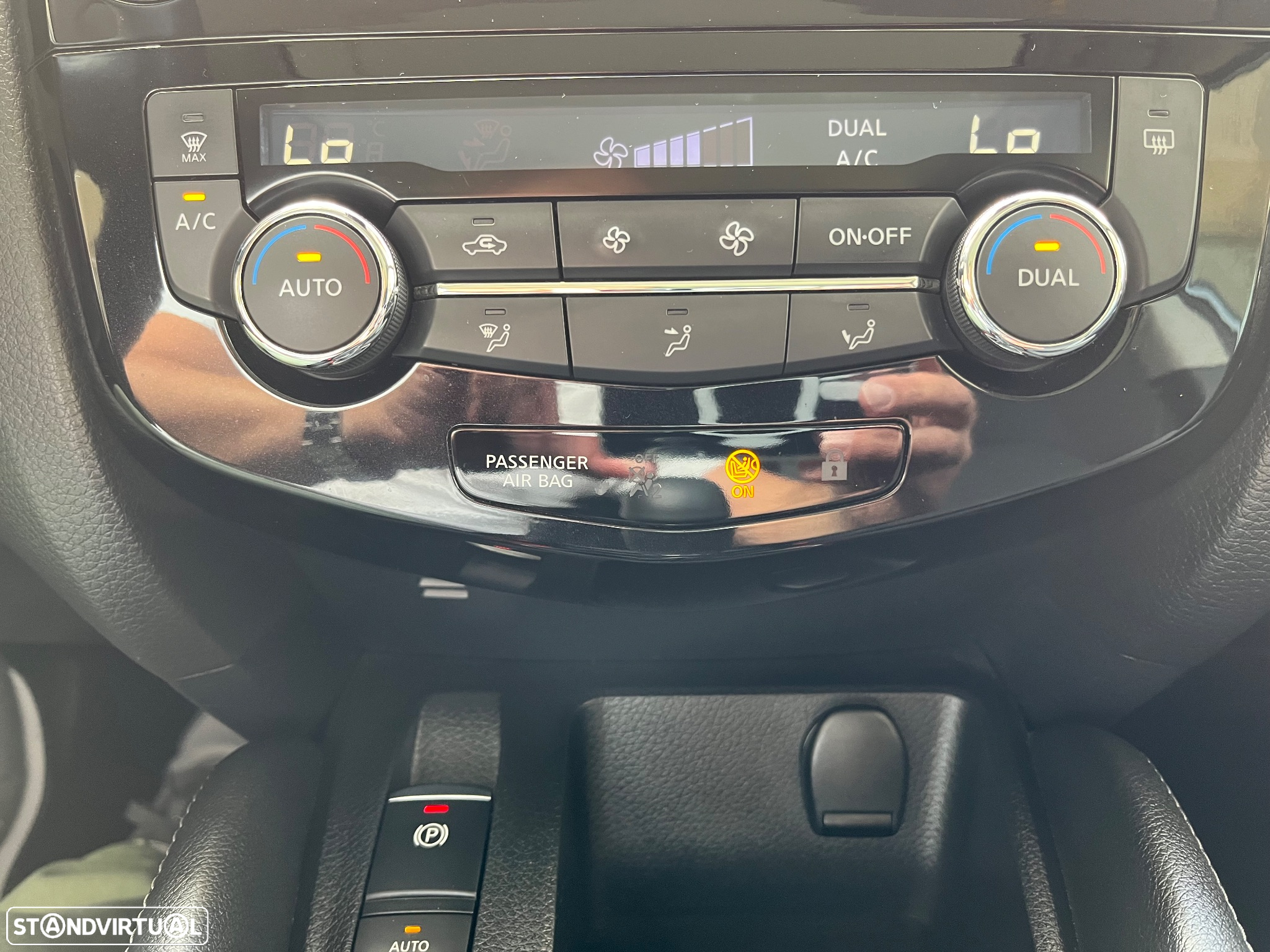 Nissan Qashqai 1.5 dCi N-Connecta 18 - 30