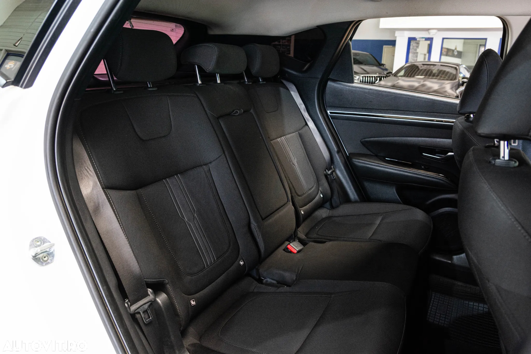 Hyundai Tucson 1.6 T-GDi 48V-Hybrid 2WD Select - 8