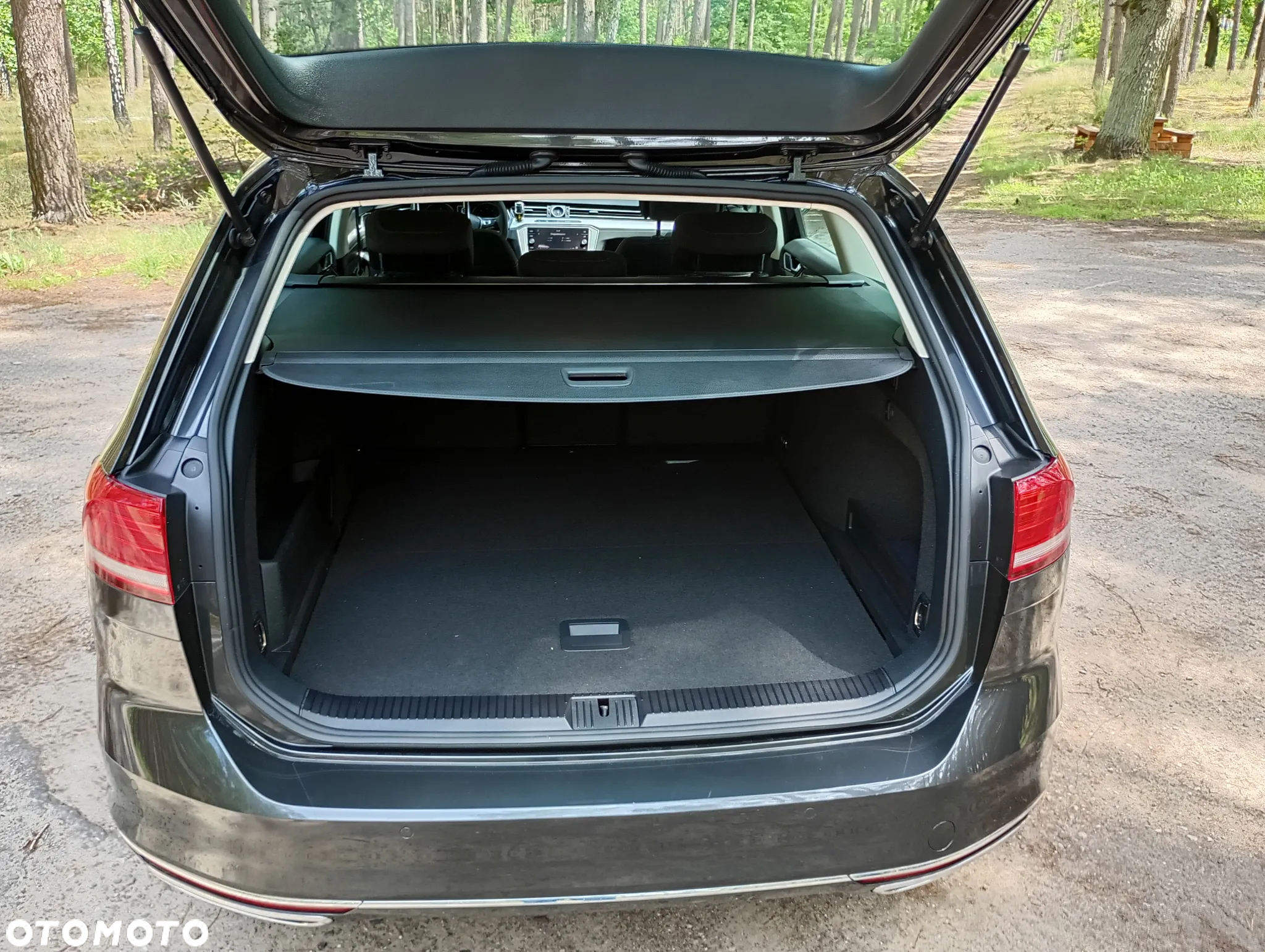 Volkswagen Passat - 9