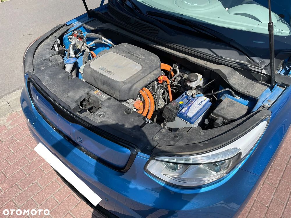 Kia Soul Plug - 37