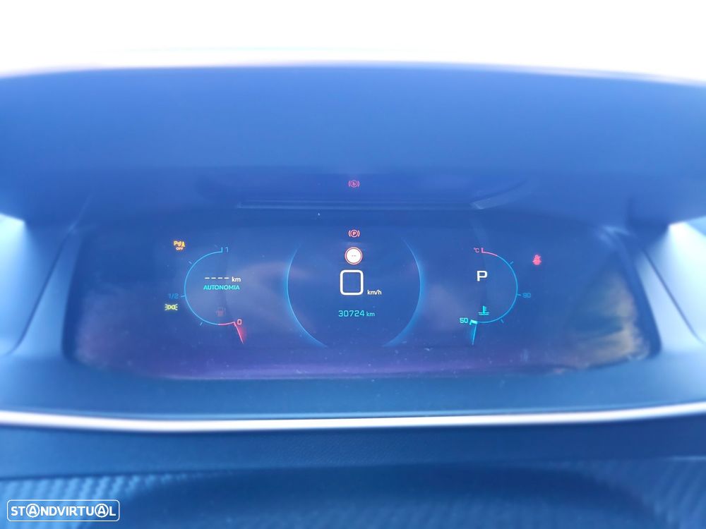 Peugeot 208 1.2 PureTech Allure EAT8 - 19