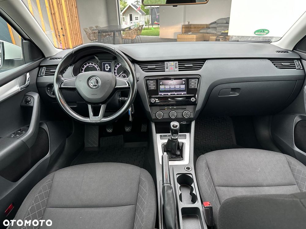 Skoda Octavia - 2