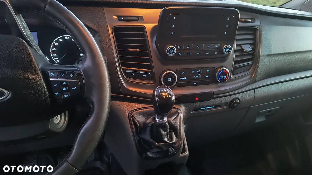 Ford Transit Custom - 21