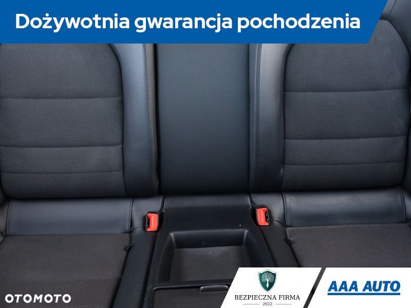 Mercedes-Benz Klasa E - 11