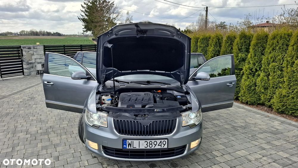 Skoda Superb 2.0 TDI Green tec DSG L&K - 28
