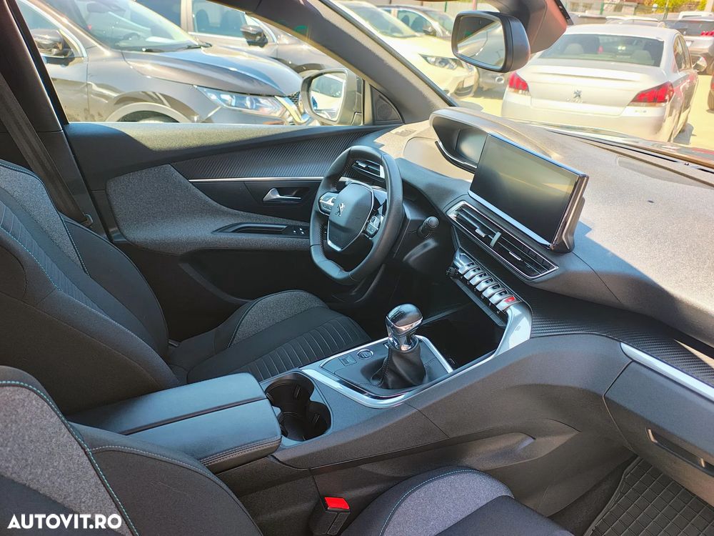 Peugeot 3008 PureTech 130 Stop & Start GPF Active Business-Paket - 30