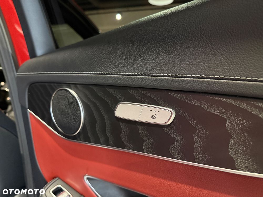 Mercedes-Benz GLC - 23