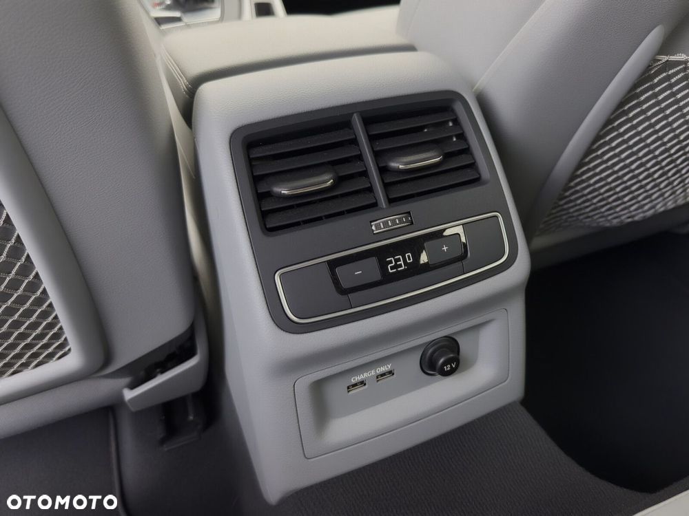 Audi A4 Avant - 17