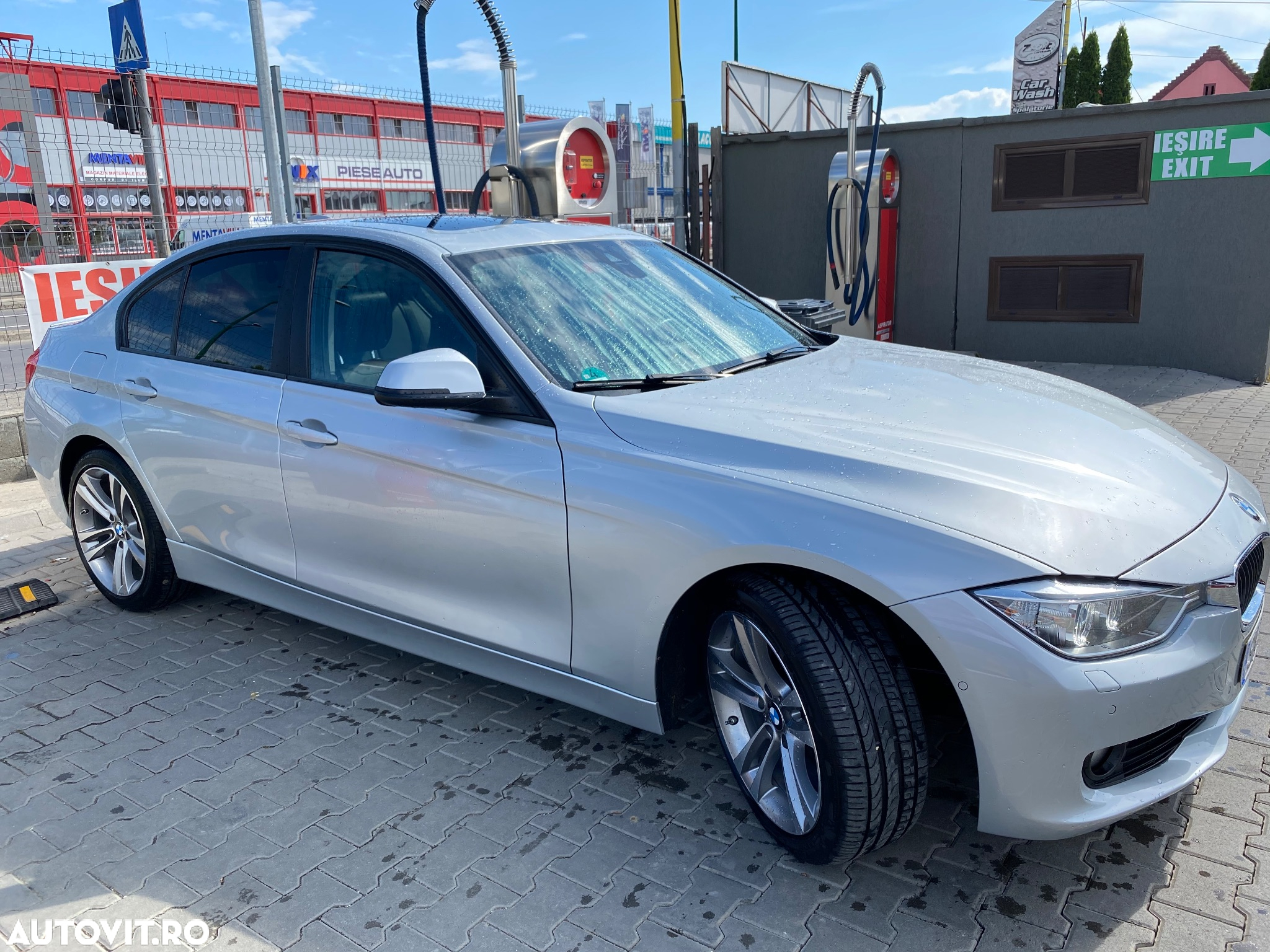 BMW Seria 3 320d Aut. - 3