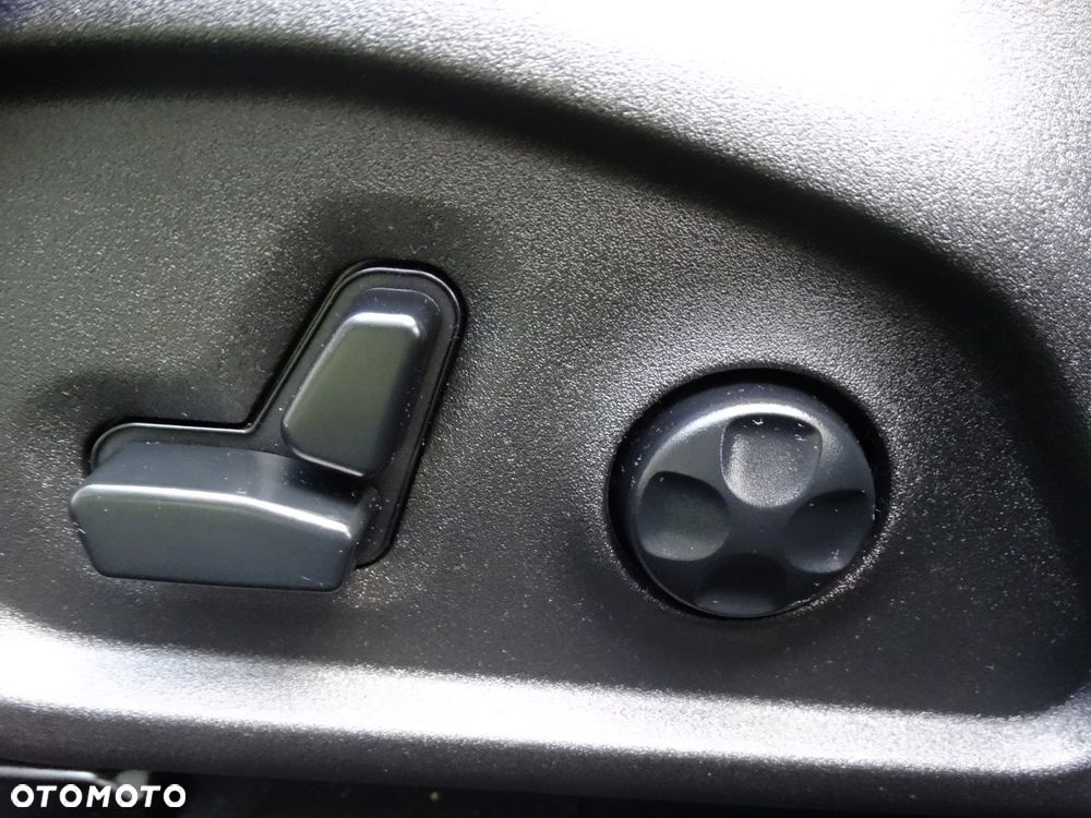 Jeep Compass - 12