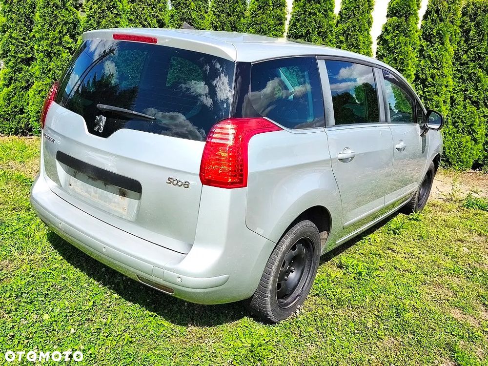 Peugeot 5008 155 THP Family Plus - 4