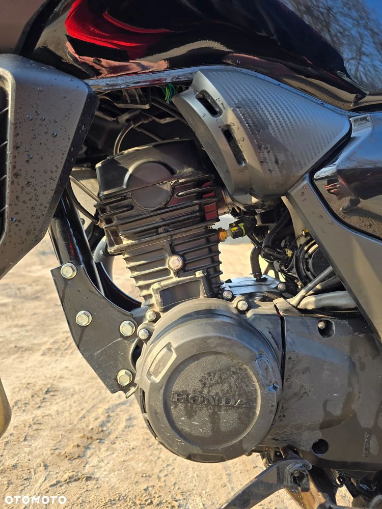 Honda CBF - 11