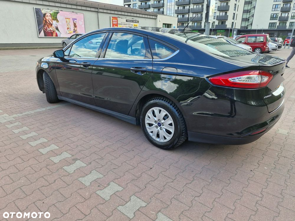Ford Fusion - 9