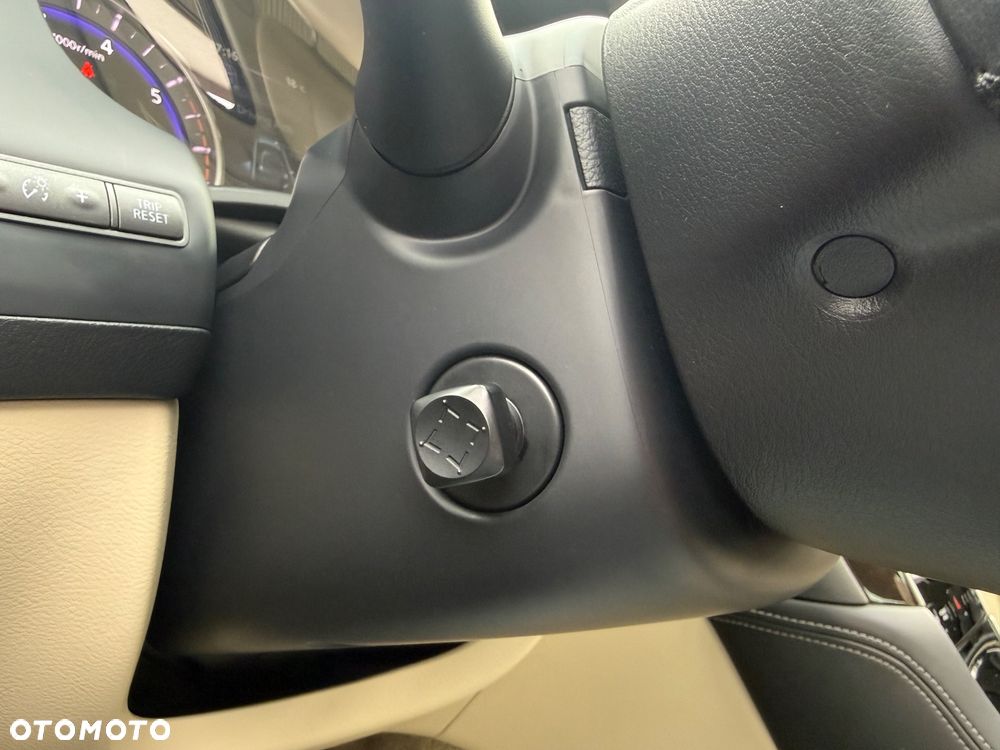 Infiniti Q50 2.2d Premium - 19