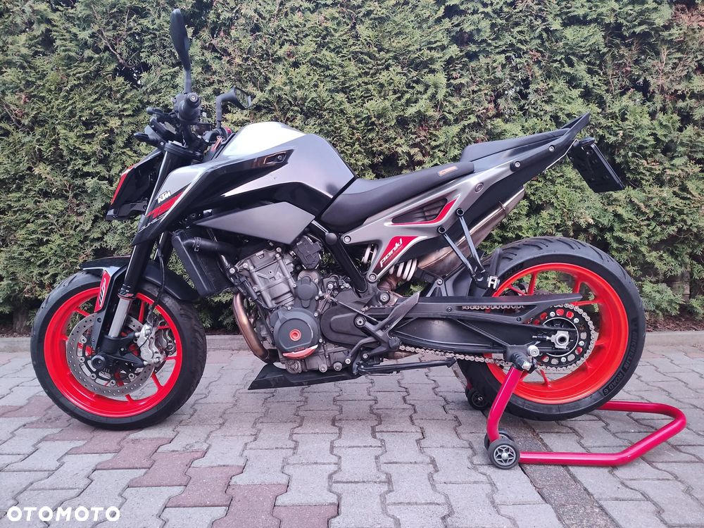 KTM Duke - 9