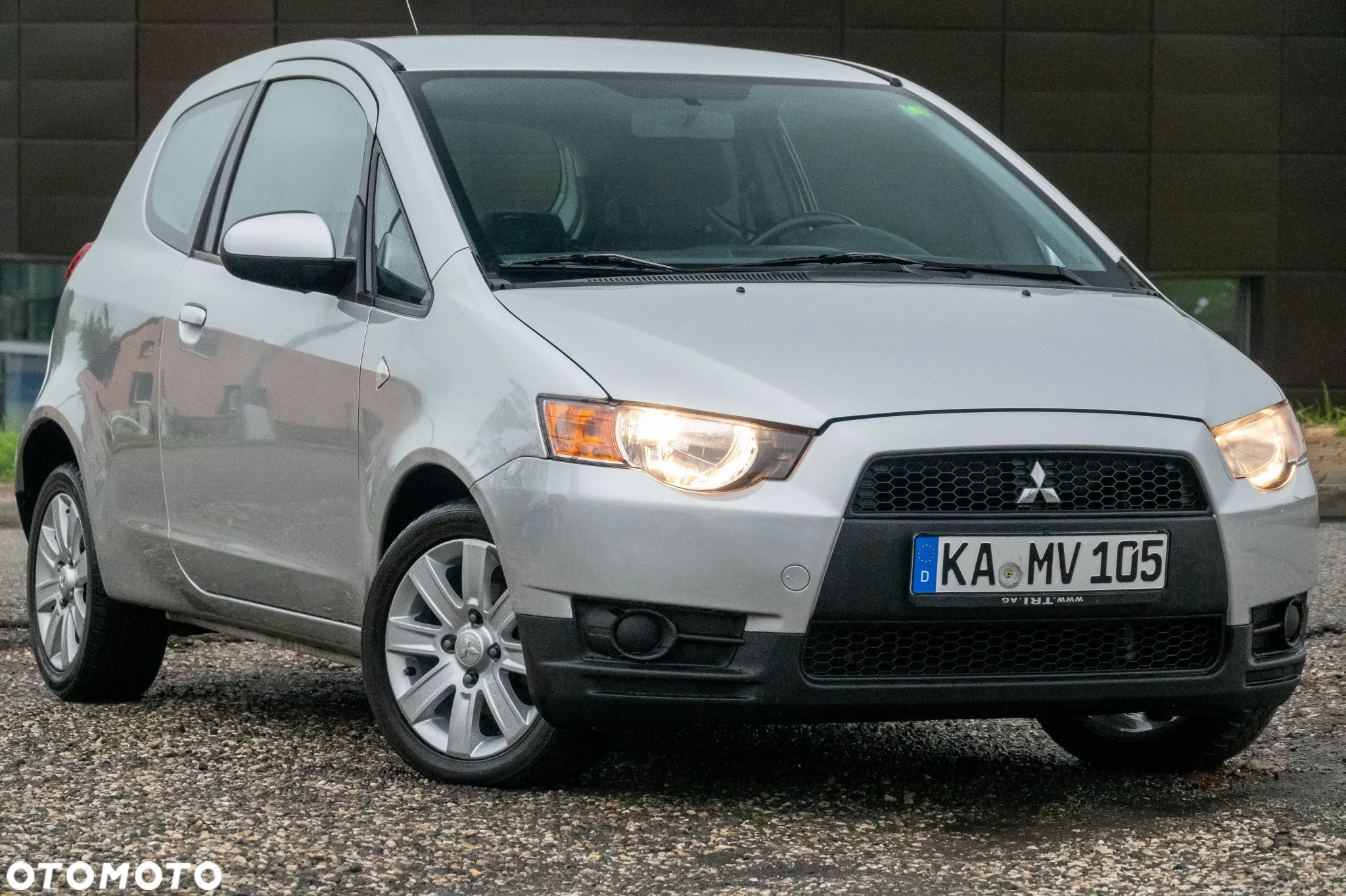 Mitsubishi Colt - 2