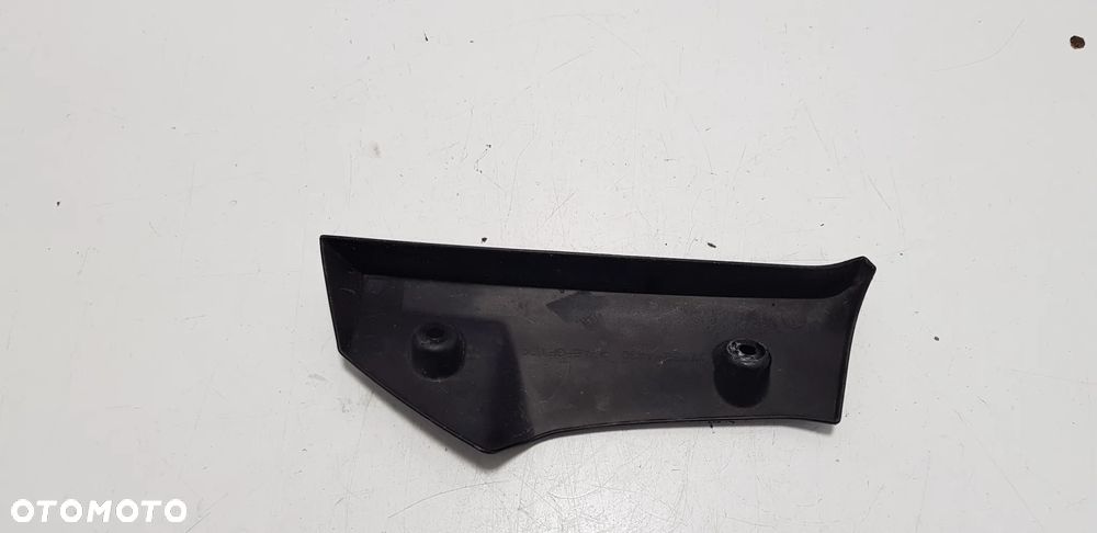 Suzuki GSR 600 06-10 Owiewka Wypełnienie Chłodnicy - 3