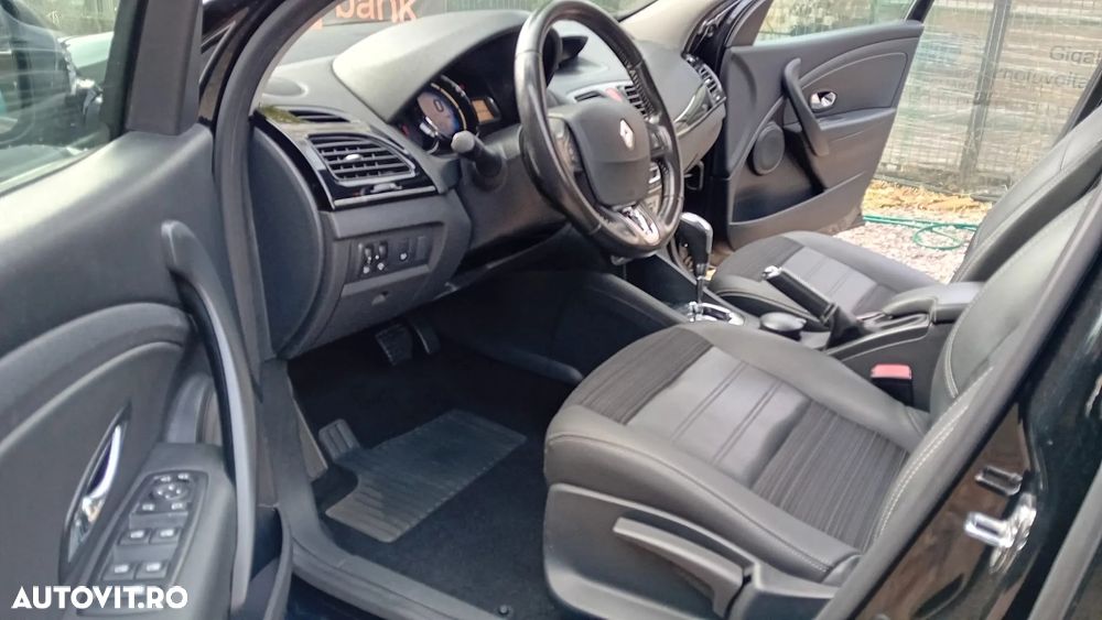 Renault Fluence 1.6 CVT Dynamique Aut. - 8