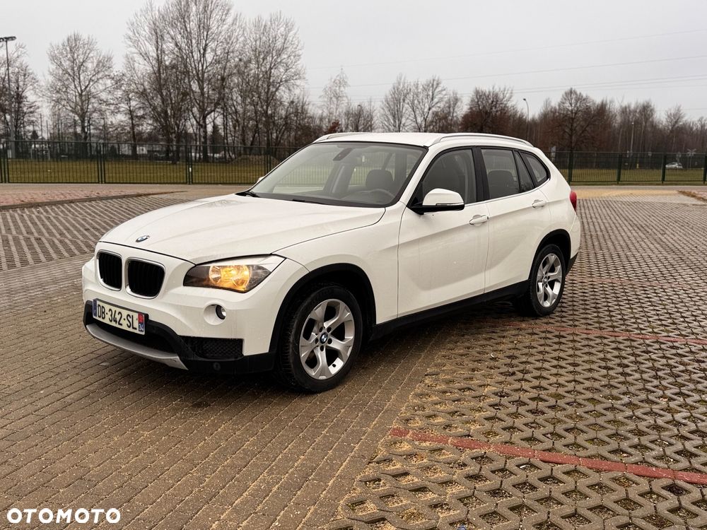 BMW X1 xDrive18d Sport Line - 1