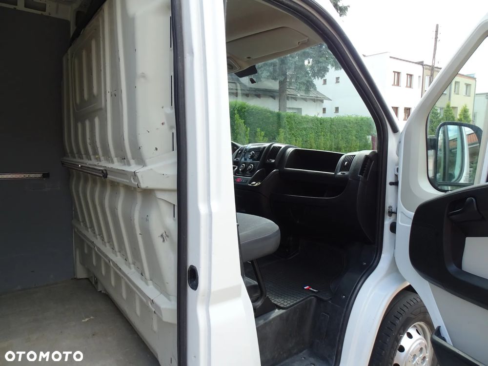 Peugeot Boxer 3,0 HDI moc 180-koni , L3-H2 ,KLIMATYZACJA , Zarejestrowany i ubezpieczony. NOWE OPONY- - 11
