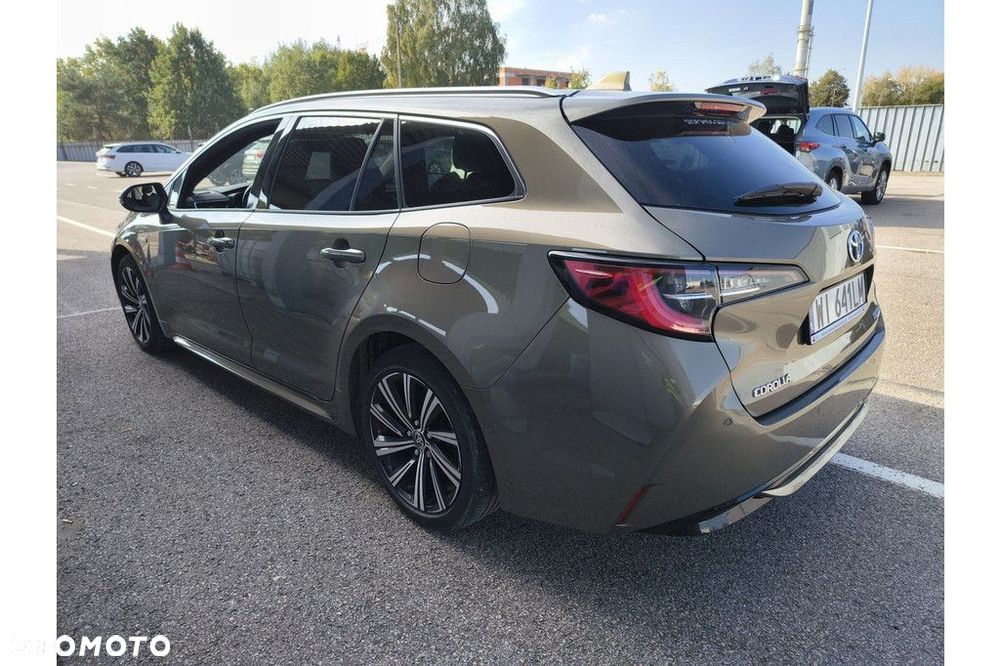 Toyota Corolla - 4