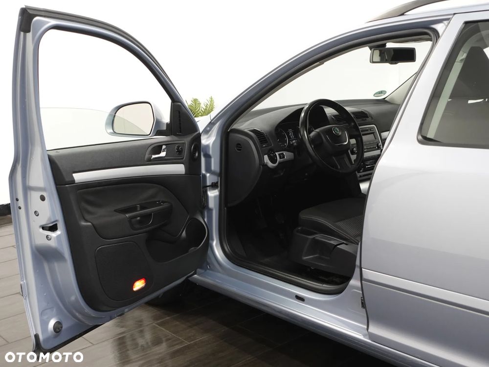 Skoda Octavia 1.4 TSI Ambiente - 16