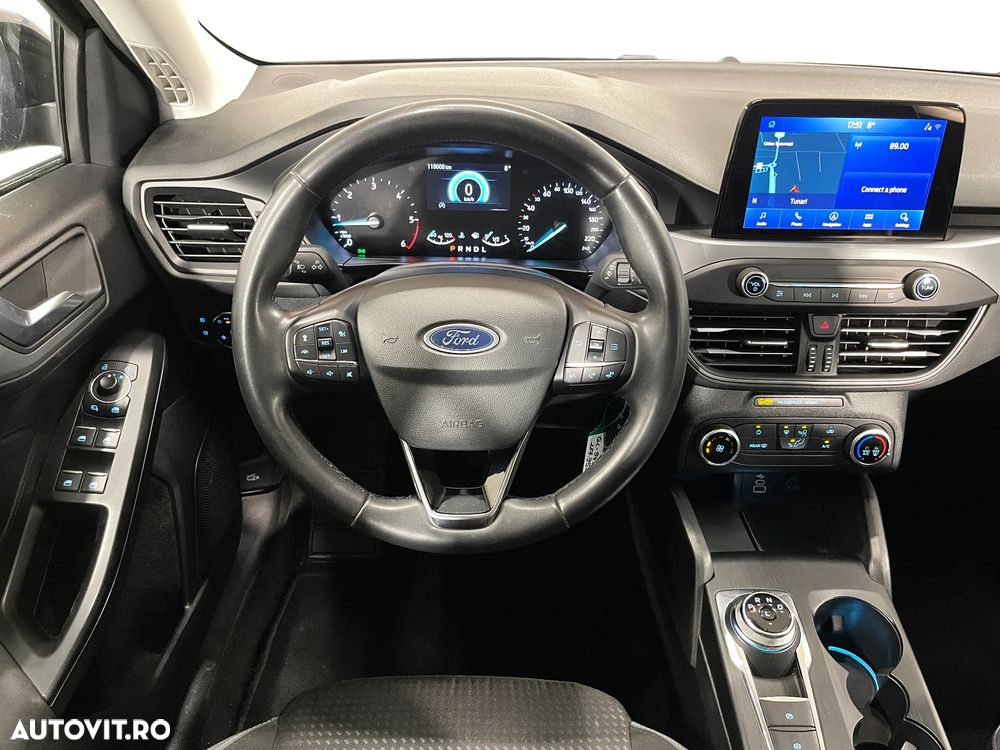 Ford Focus 1.5 EcoBlue Start-Stopp-System Aut. TITANIUM - 6