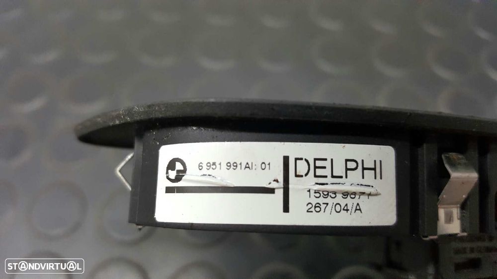 COMANDO DO ELEVADOR FRENTE DIREITO BMW SERIE 1 BERLINA (E81/E87) 120D - 7